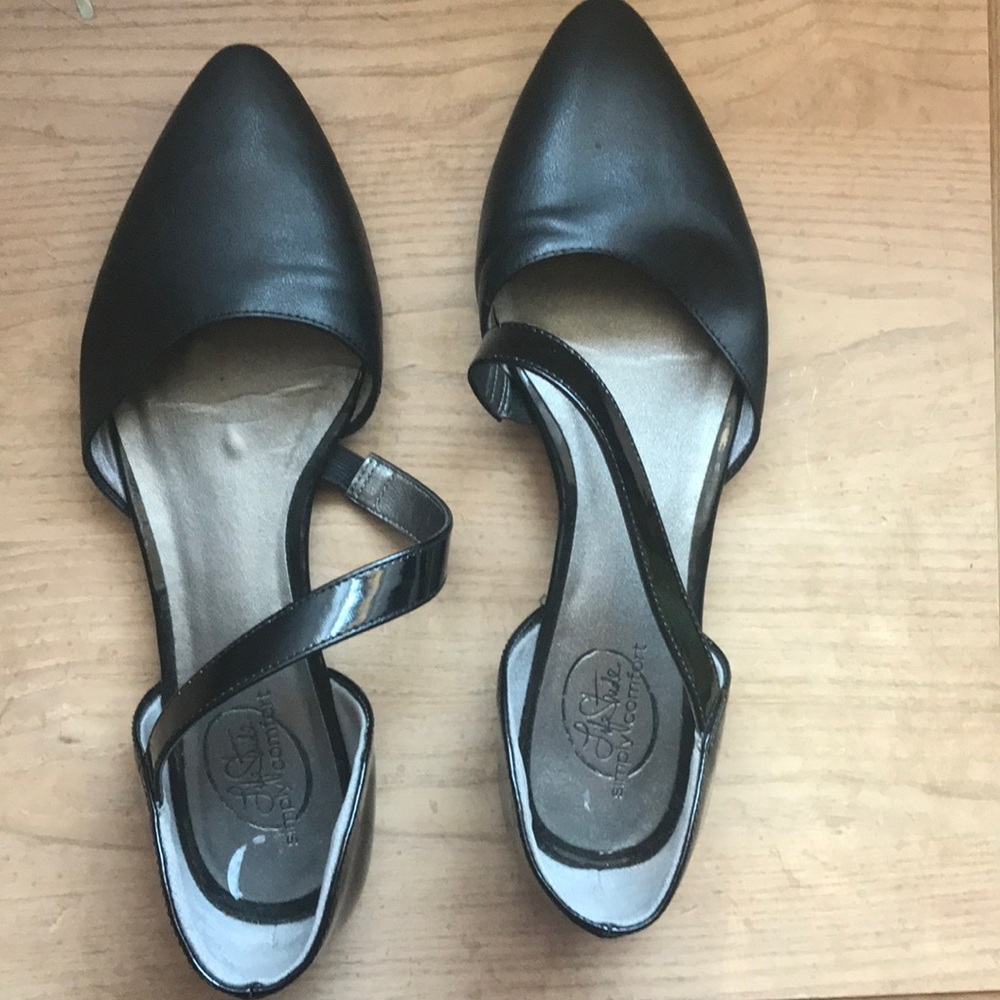 Black flats